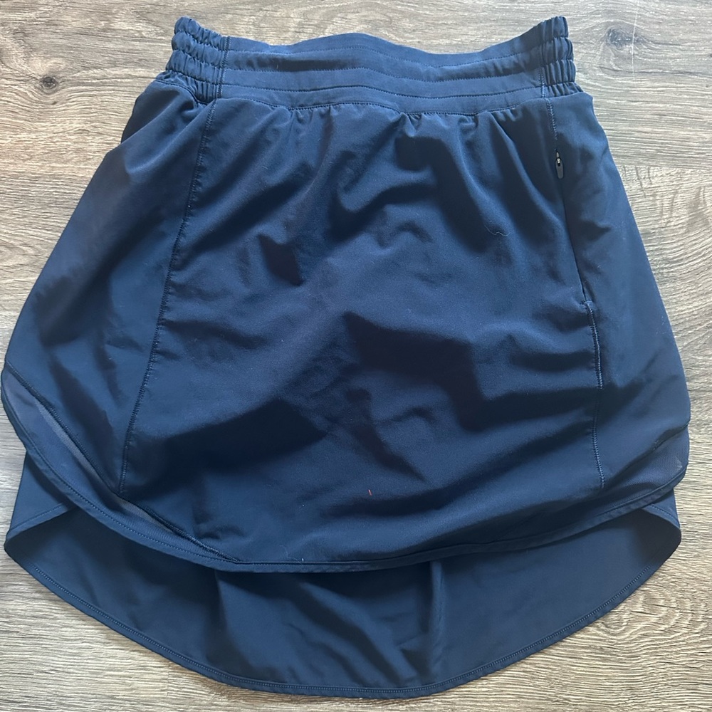 Size 4 Lululemon Hotty Hot Skort